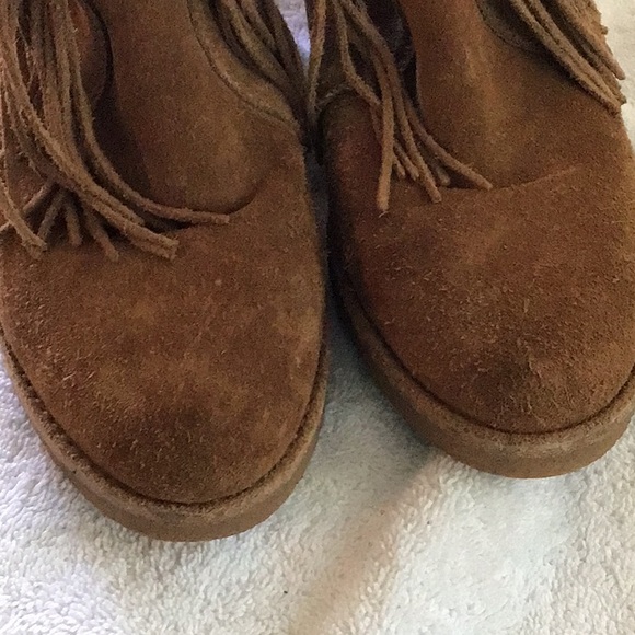 Ugg suede heal, tassels, zips Excellent - Picture 3 of 12